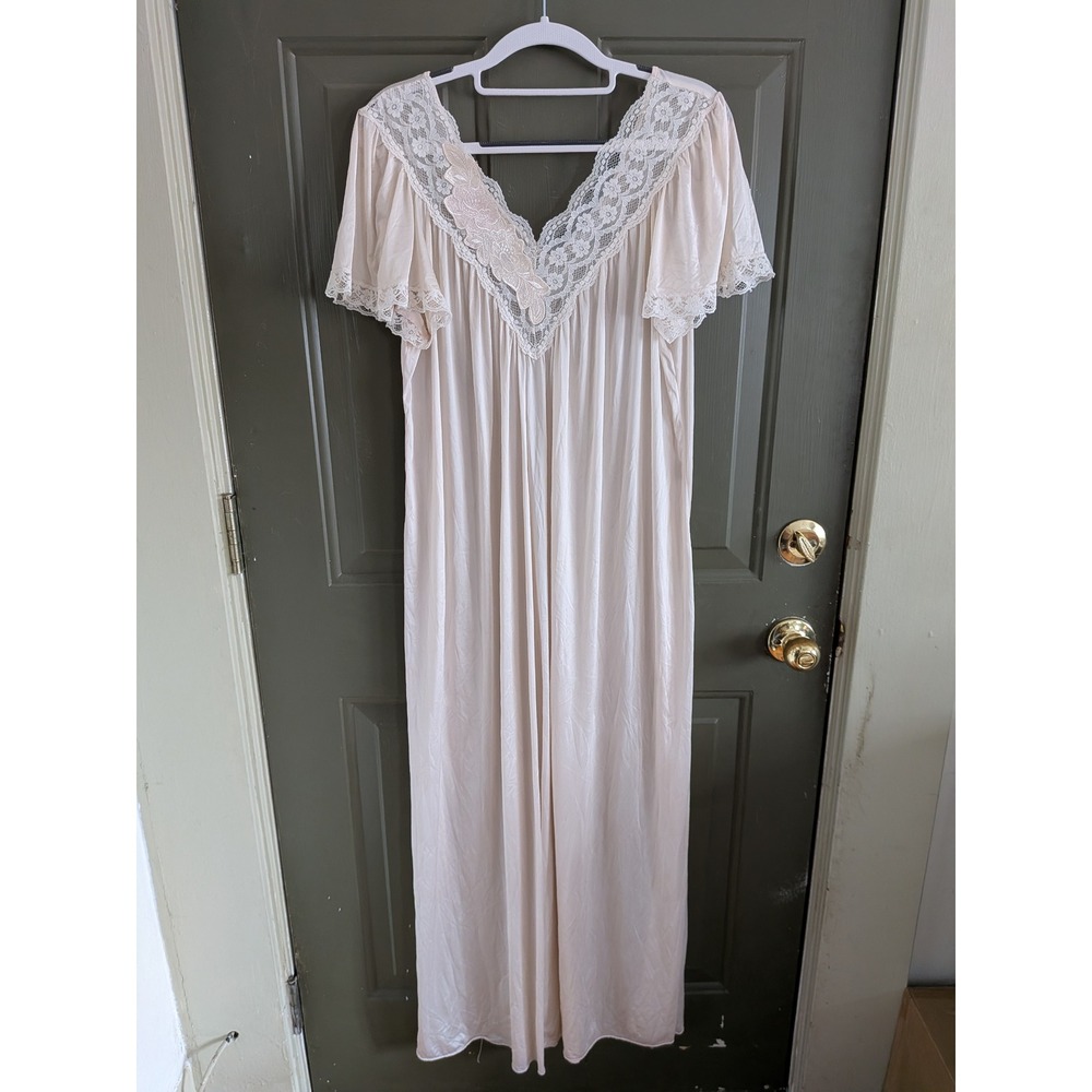 Vintage 70s/80s Val Mode Lingerie Lace Trim Maxi Nightgown Cream Medium
